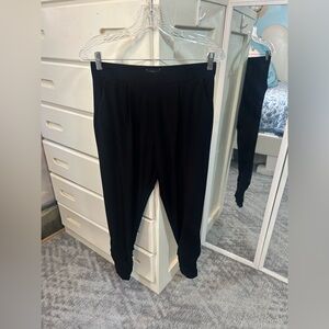 Express Black Athlesiure Gathered Ankle Scrunch Spanex Stretch Pants✨